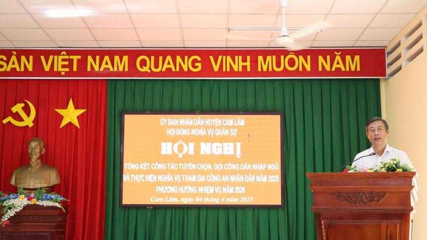 Cam Lâm: Tổng kết công tác tuyển chọn, gọi công dân nhập ngũ và thực hiện nghĩa vụ tham gia công an nhân dân năm 2025