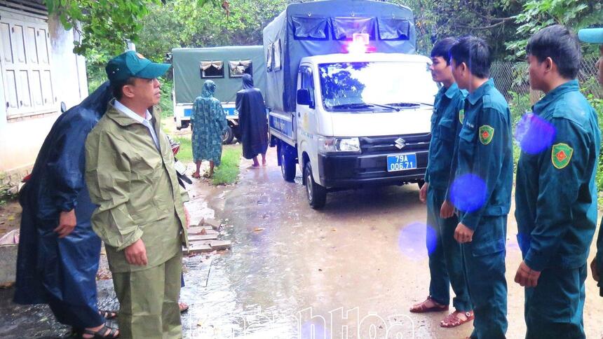 Xã Vạn Ninh chủ động di dời 5 hộ dân khu vực xung yếu đến nơi tránh trú an toàn