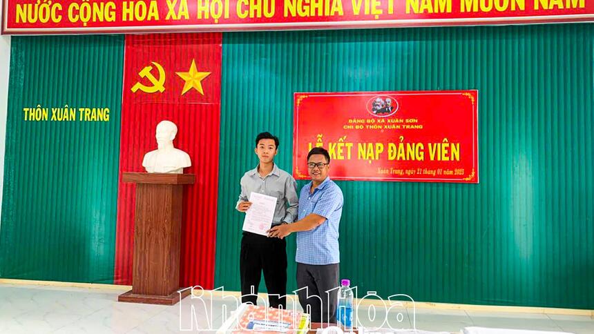 Đảng bộ xã Xuân Sơn chú trọng công tác phát triển đảng viên