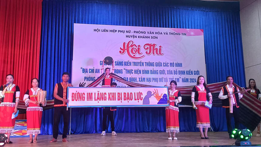 Các cấp hội phụ nữ huyện Khánh Sơn nỗ lực thúc đẩy bình đẳng giới vùng đồng bào dân tộc thiểu số