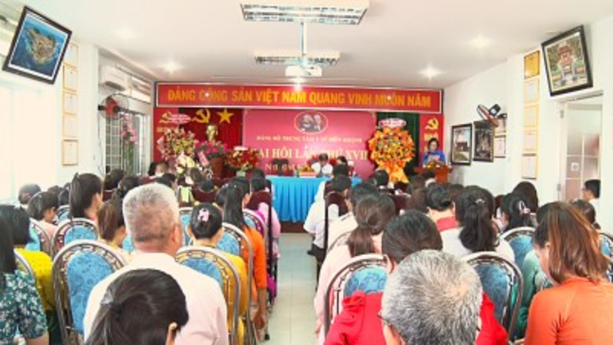 Đại hội điểm Đảng bộ Trung tâm Y tế Diên Khánh bầu trực tiếp bí thư cấp ủy nhiệm kỳ 2025-2030