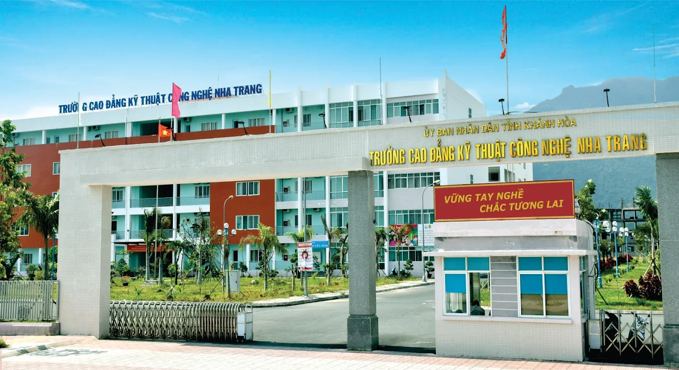 Trường Cao đẳng Kỹ thuật Công nghệ Nha Trang.