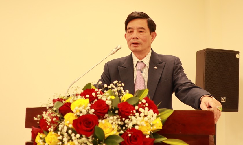 Ông Nguyễn Quang Tuyến - Giám đốc Sở Tư pháp Lâm Đồng, Cụm trưởng Cụm thi đua báo cáo công tác thi đua năm 2024, phương hướng năm 2025.