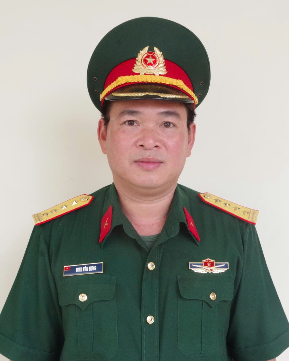 Đại tá Đinh Văn Hưng - Chính ủy Bộ CHQS tỉnh
