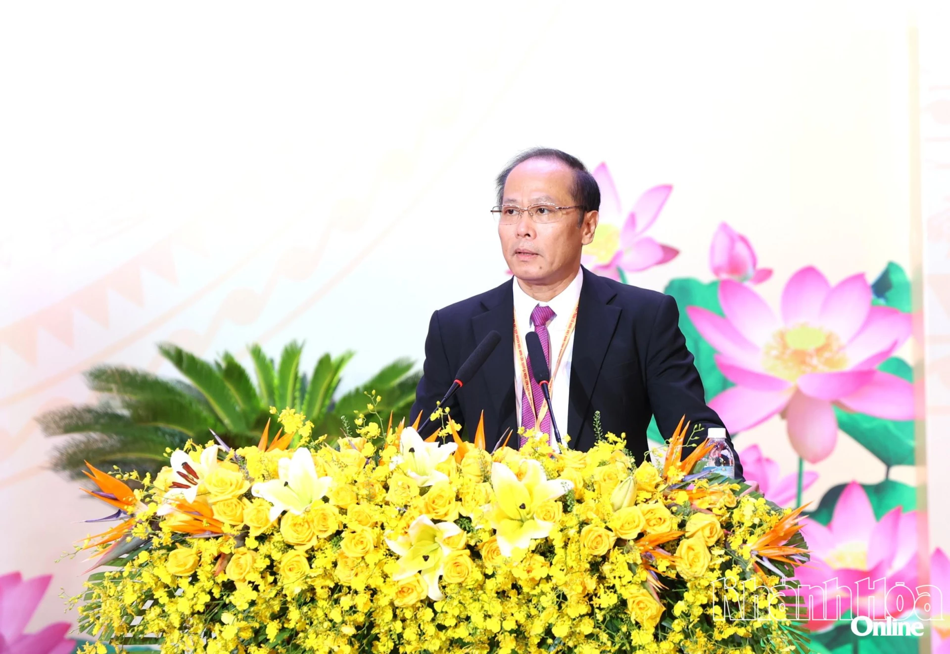 Đồng chí Nguyễn Khắc Hà phát biểu khai mạc đại hội