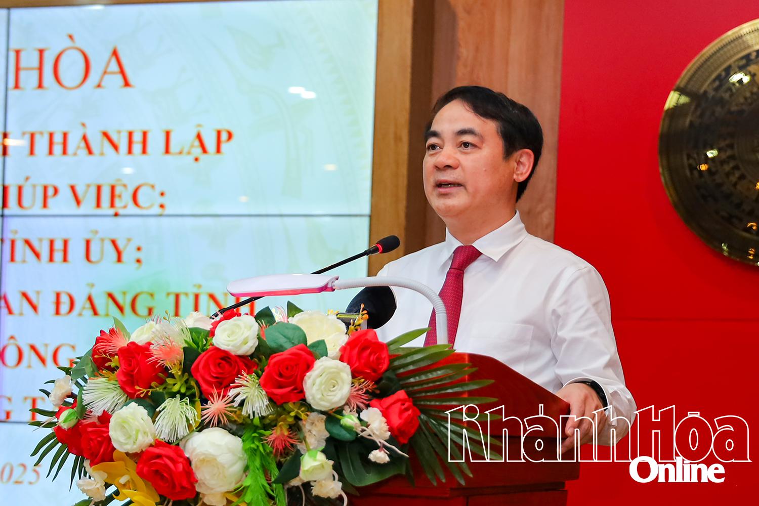 Bí thư Tỉnh ủy Nghiêm Xuân Thành phát biểu giao nhiệm vụ.