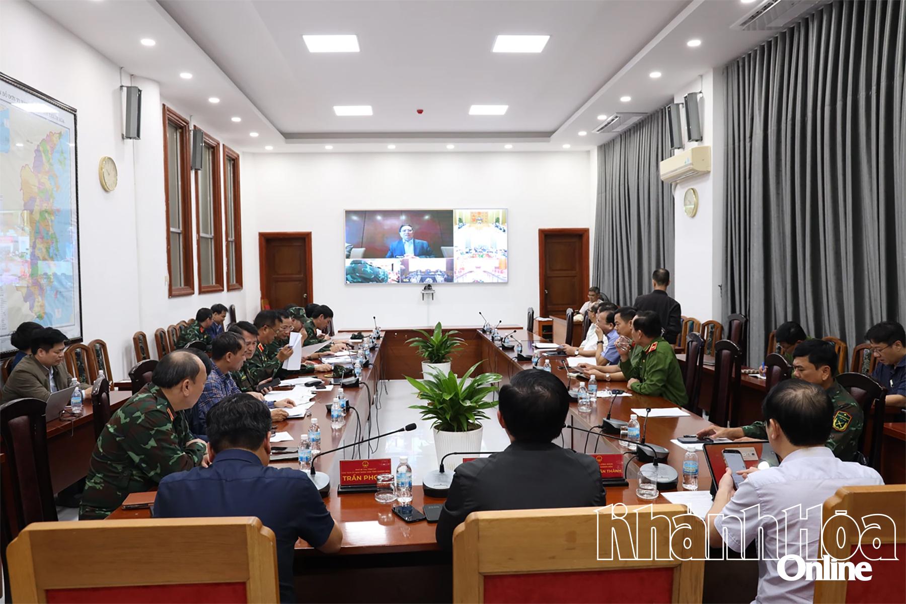 Thủ tướng Chính phủ Phạm Minh Chính chỉ đạo tại cuộc họp  