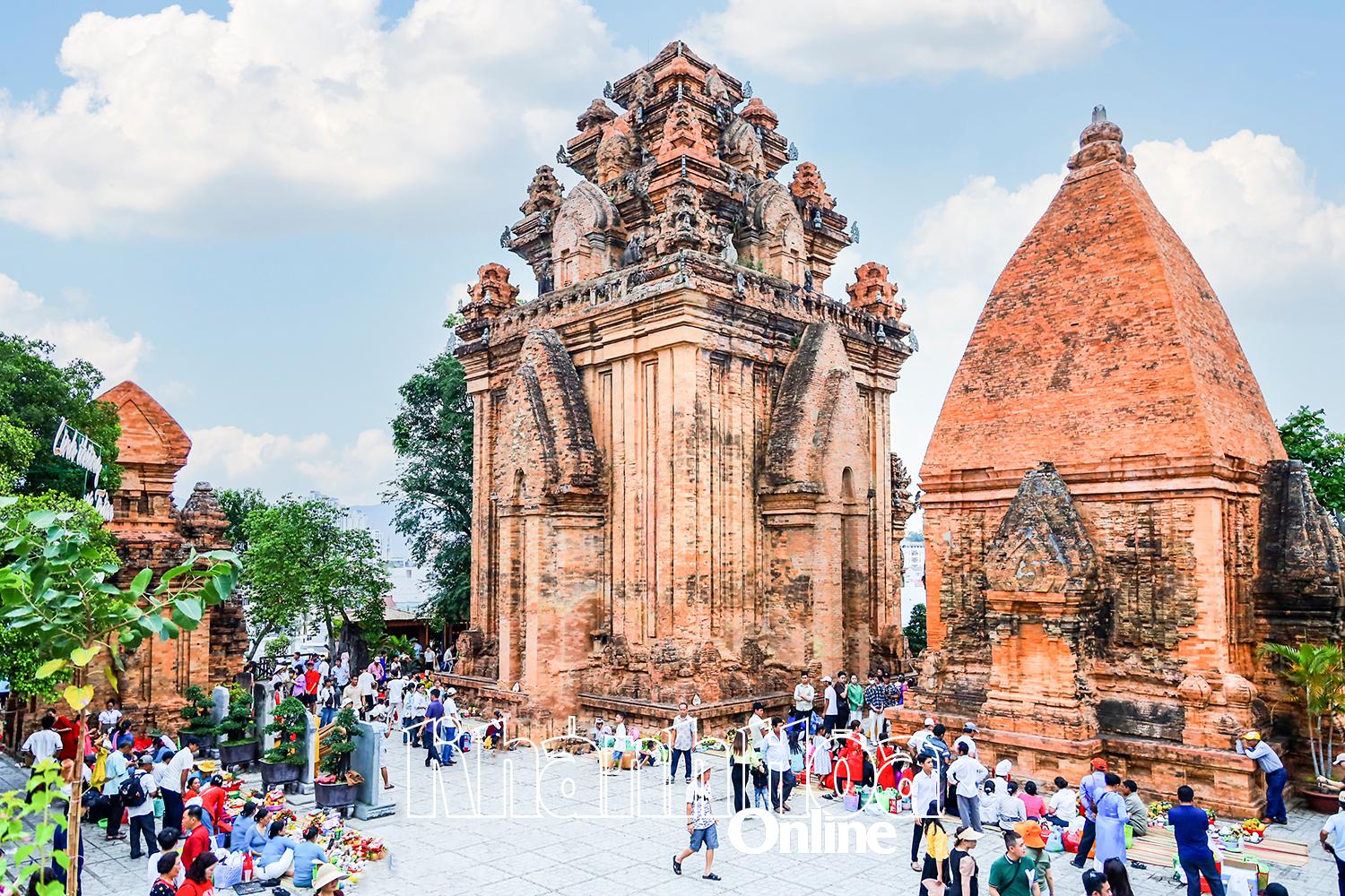 Di tích quốc gia đặc biệt Tháp Bà Pô Nagar được quản lý chặt chẽ và phát huy hiệu quả giá trị trong hoạt động du lịch.  