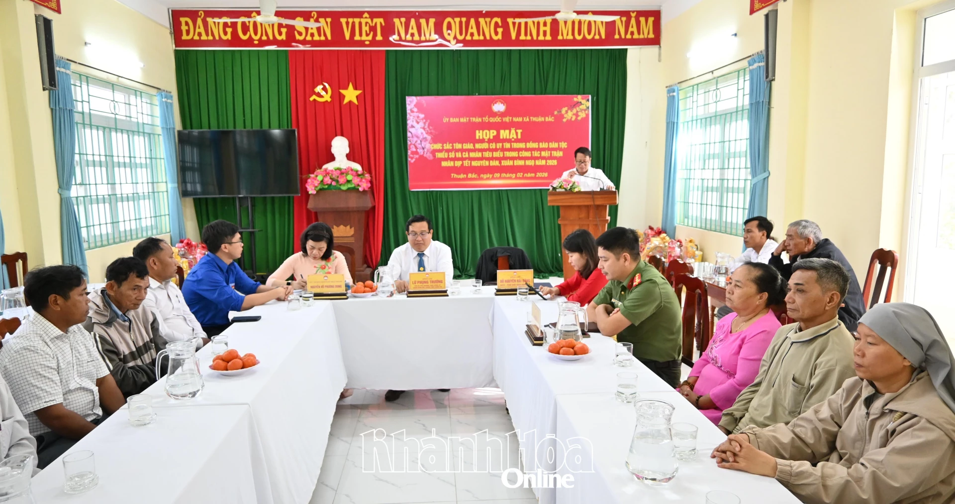 Quang cảnh buổi họp mặt.