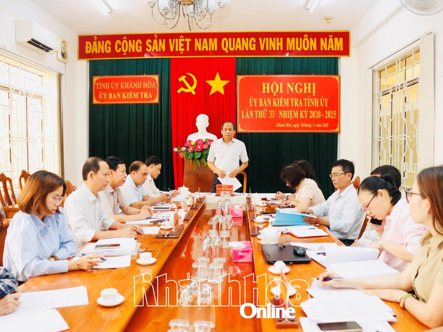 Chủ nhiệm UBKT Tỉnh ủy Nguyễn Văn Ghi kết luận hội nghị