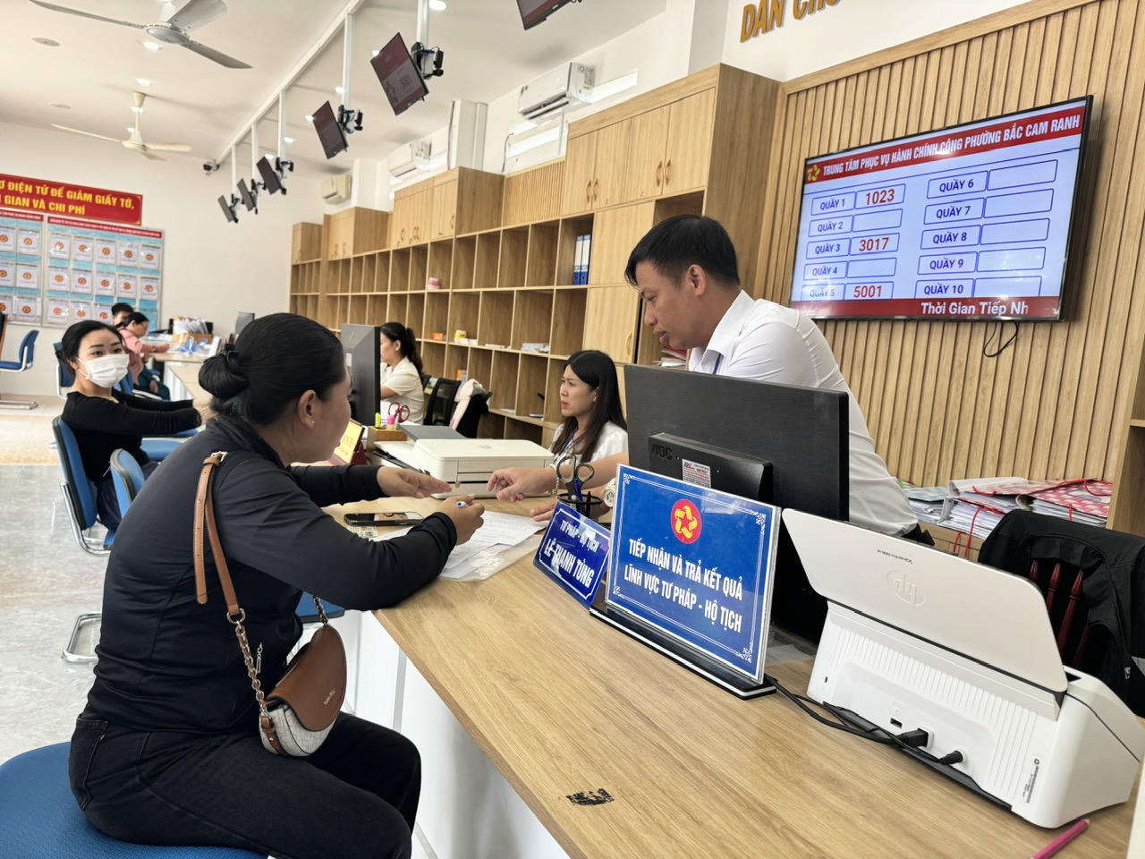 Quy định phạm vi ủy quyền chứng thực cho công chức cấp xã ở Khánh Hòa