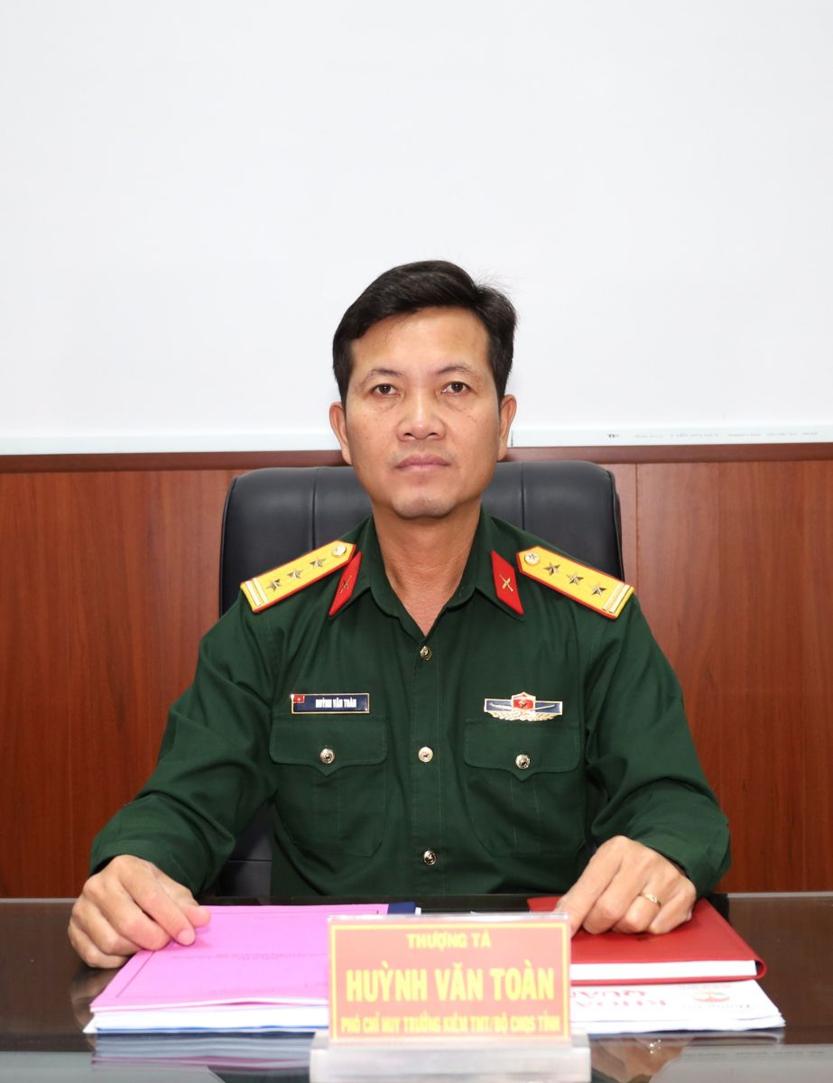 Thượng tá Huỳnh Văn Toàn.